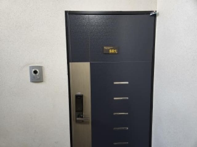 B000214202601300705852.jpg