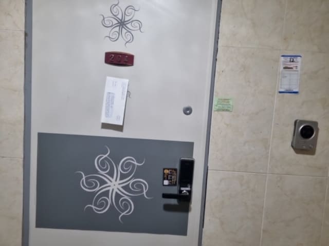 B000240202401305255792.jpg