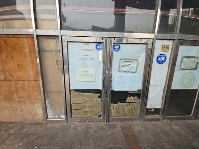 B000240202401305689412.jpg