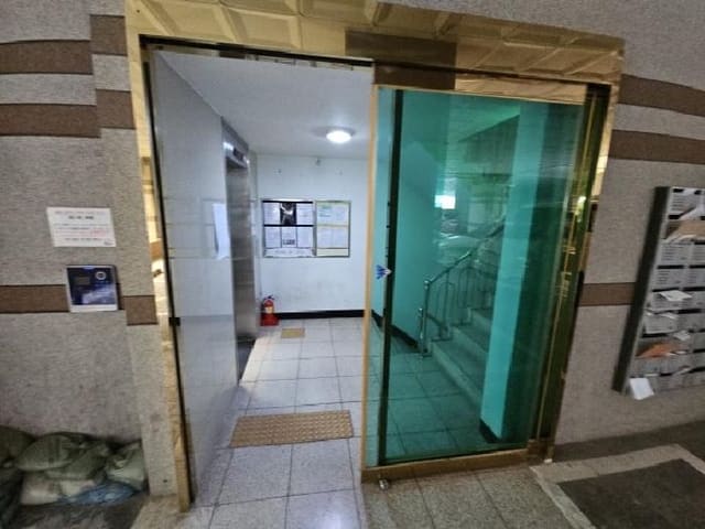 B000240202501305086843.jpg