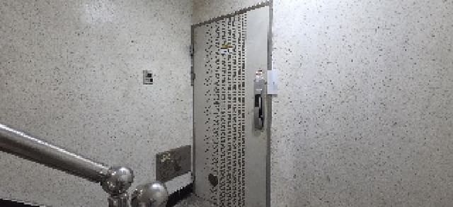 B000240202501305104064.jpg