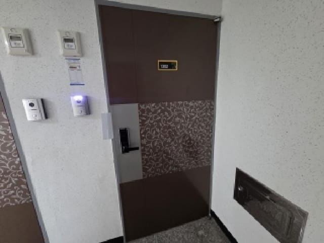 B000240202501305135854.jpg