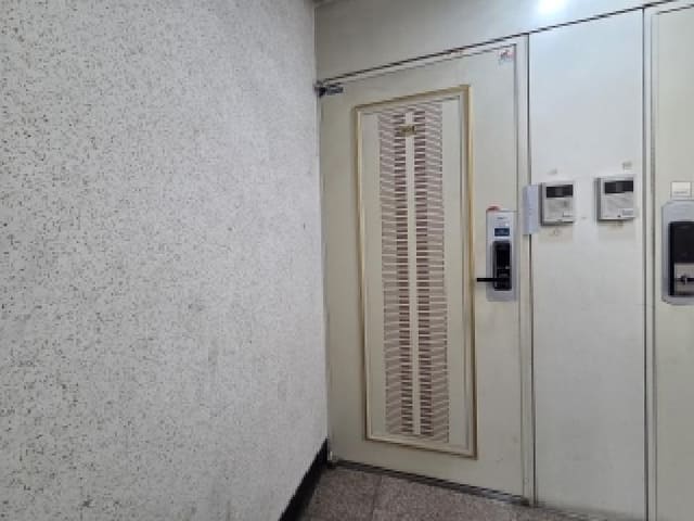 B000240202501305137354.jpg