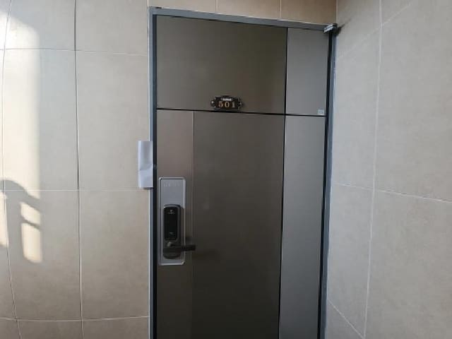 B000240202601305012664.jpg