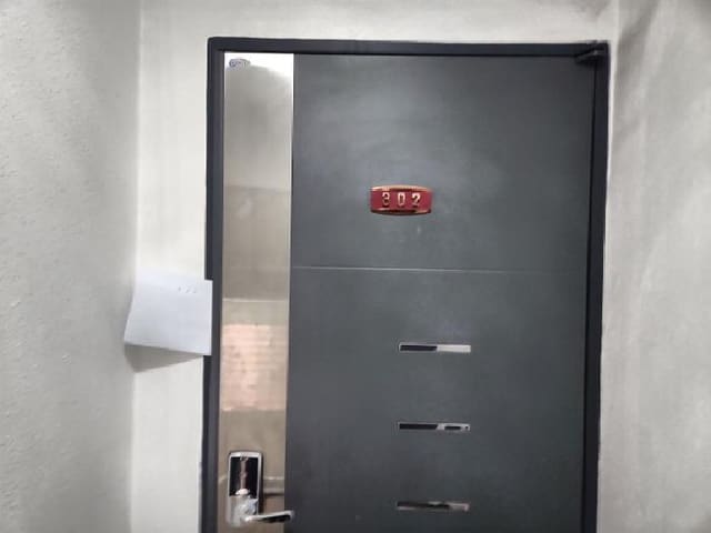 B000240202601305014573.jpg