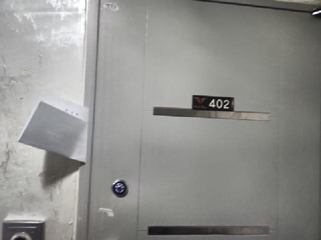 B000240202601305025952.jpg