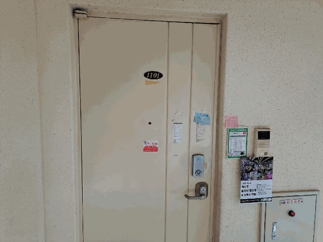 B000270202601300000085.jpg