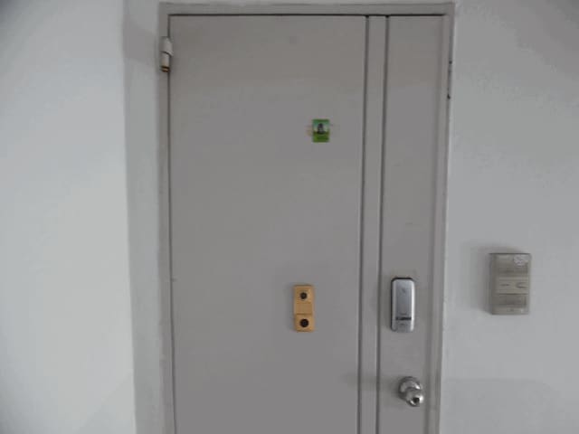 B000270202601300000774.jpg