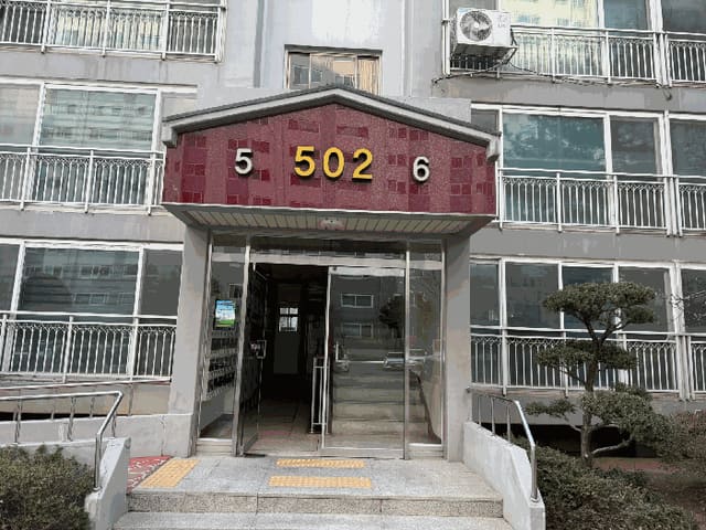 B000270202601300000894.jpg