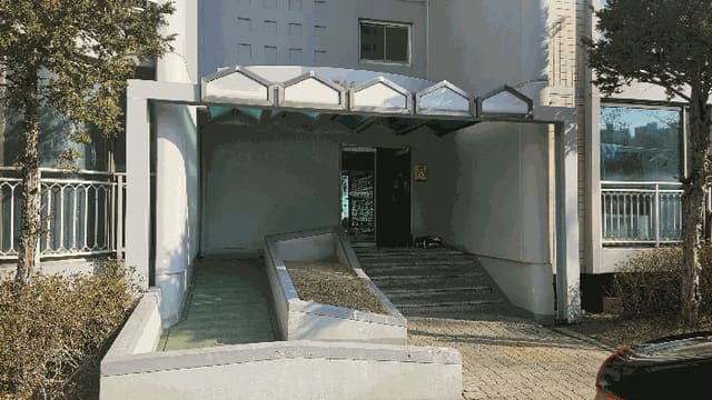 B000270202601300502623.jpg