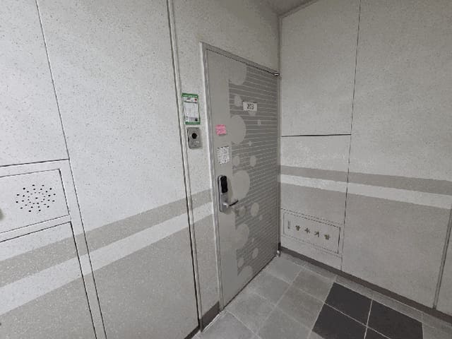B000270202601300503054.jpg