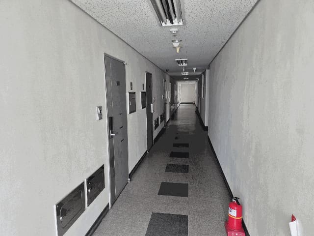 B0002802025013050274610.jpg