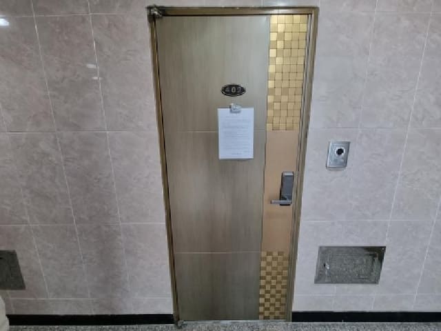 B000280202601300001682.jpg