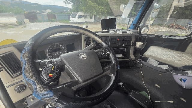 B000283202601300105824.jpg