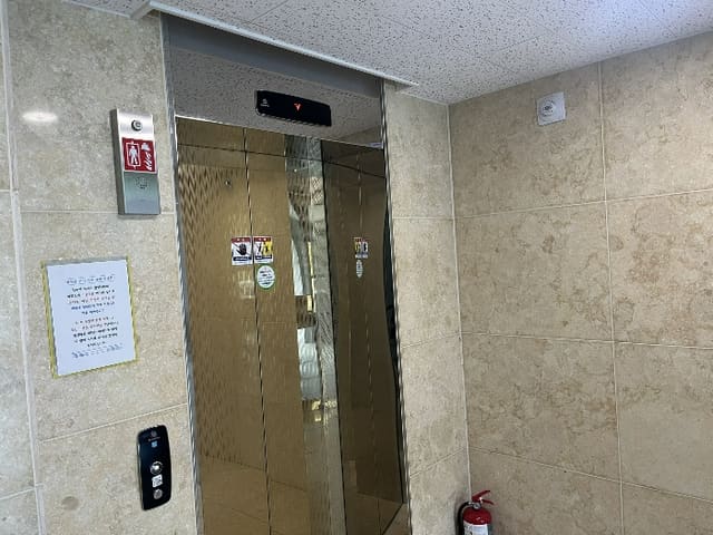 B000421202401300373073.jpg