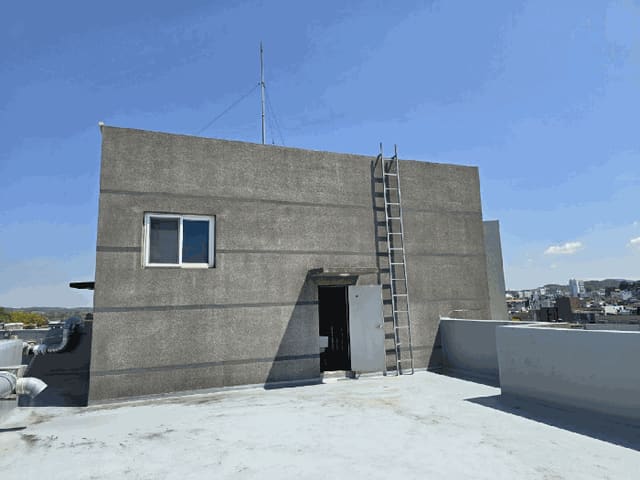 B0004212025013003078528.jpg