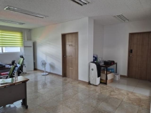 B0005102025013003477032.jpg