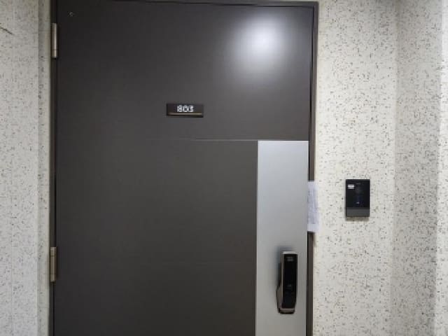 B000513202601300000583.jpg