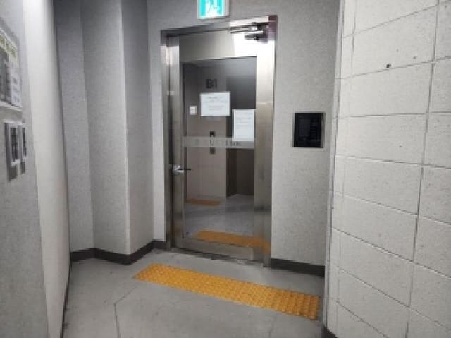 B000513202601300000584.jpg