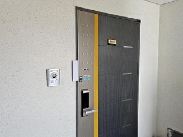 B000514202601300010142.jpg