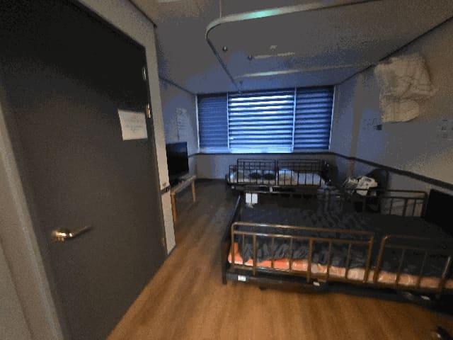 B0005222025013003042219.jpg