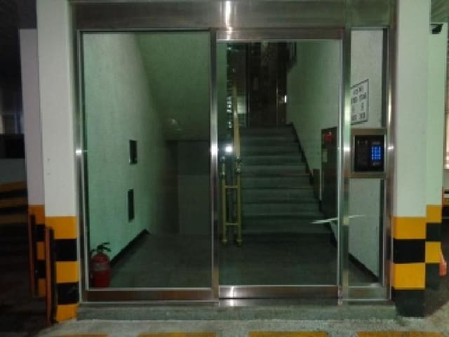 B000530202501300090573.jpg