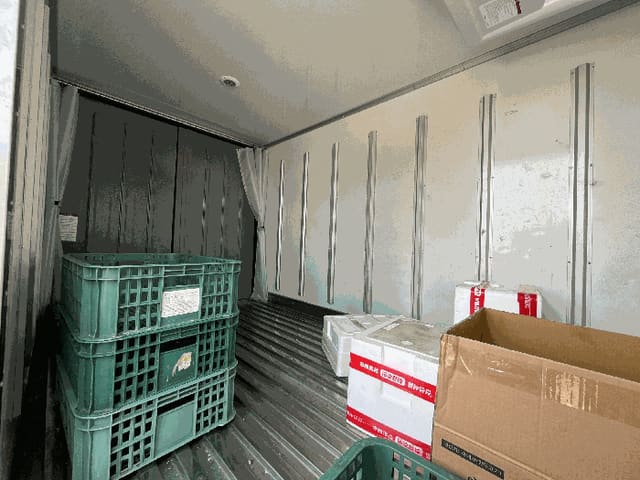 B000530202601300000834.jpg