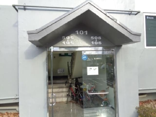 B000530202601300100401.jpg