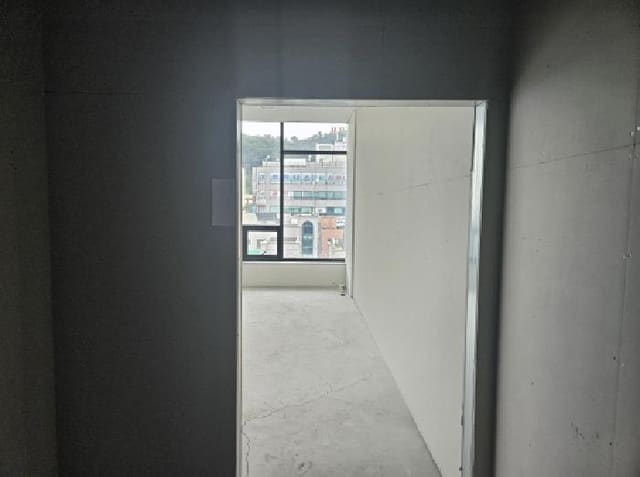 B250826202501300517773.jpg