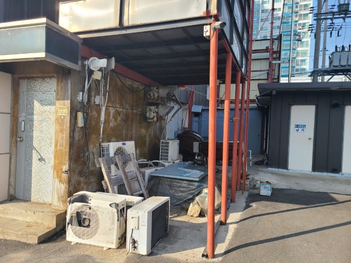 B0004112022013000844525.jpg
