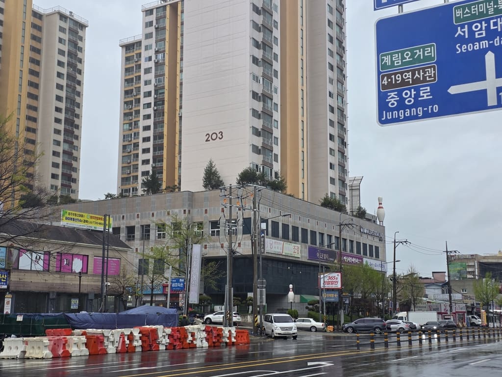 전남광주통합특별시 동구 계림동 100-11 외 2필지 금호계림주상복합 제상가동 제2층 제270호