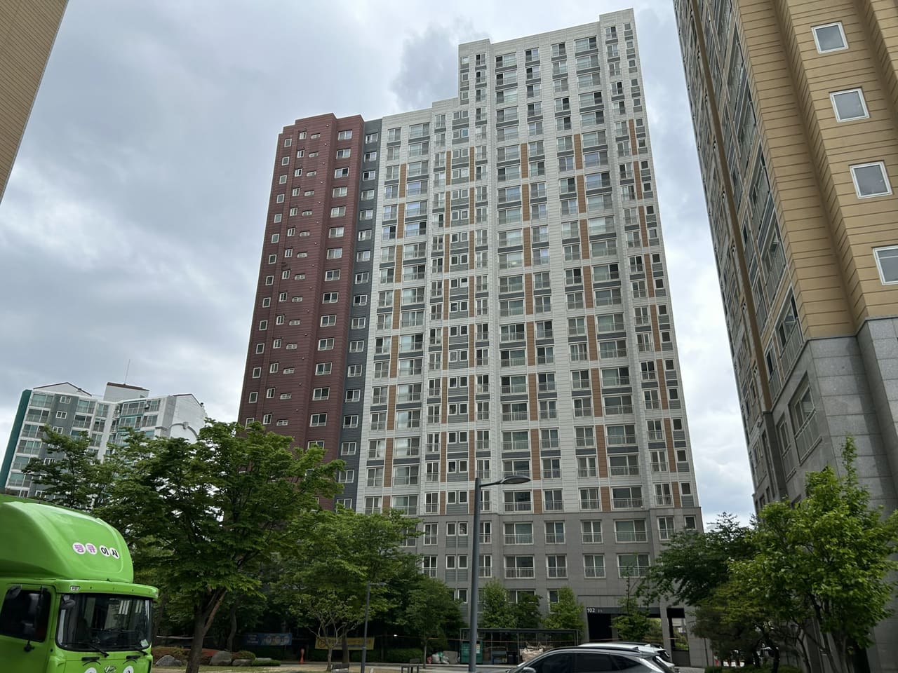 충청남도 천안시 서북구 쌍용동 2134 코오롱하늘채 제102동 제10층 제1001호